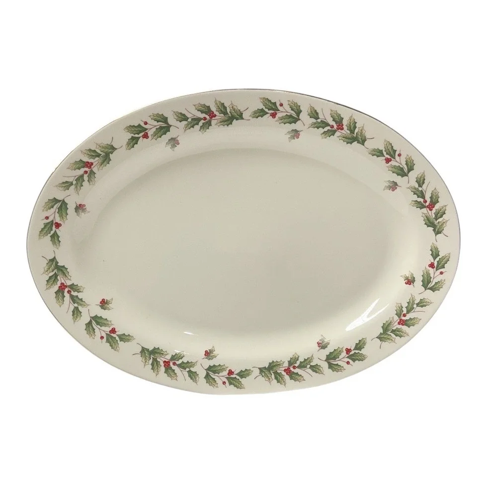 Royal‎ World Bazaars Holly Berry Christmas Thanksgiving Dinner Plate One Size